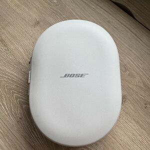 Bose White Protective Case